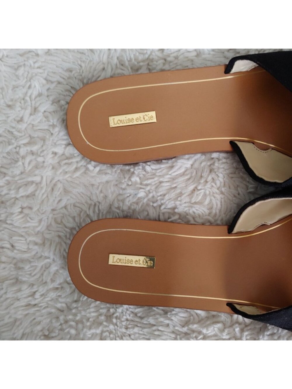 Louise et Cie Lo Adalla Crossover Sandals Minimalist Chic Quiet Luxury Resort 11 - Picture 6 of 10